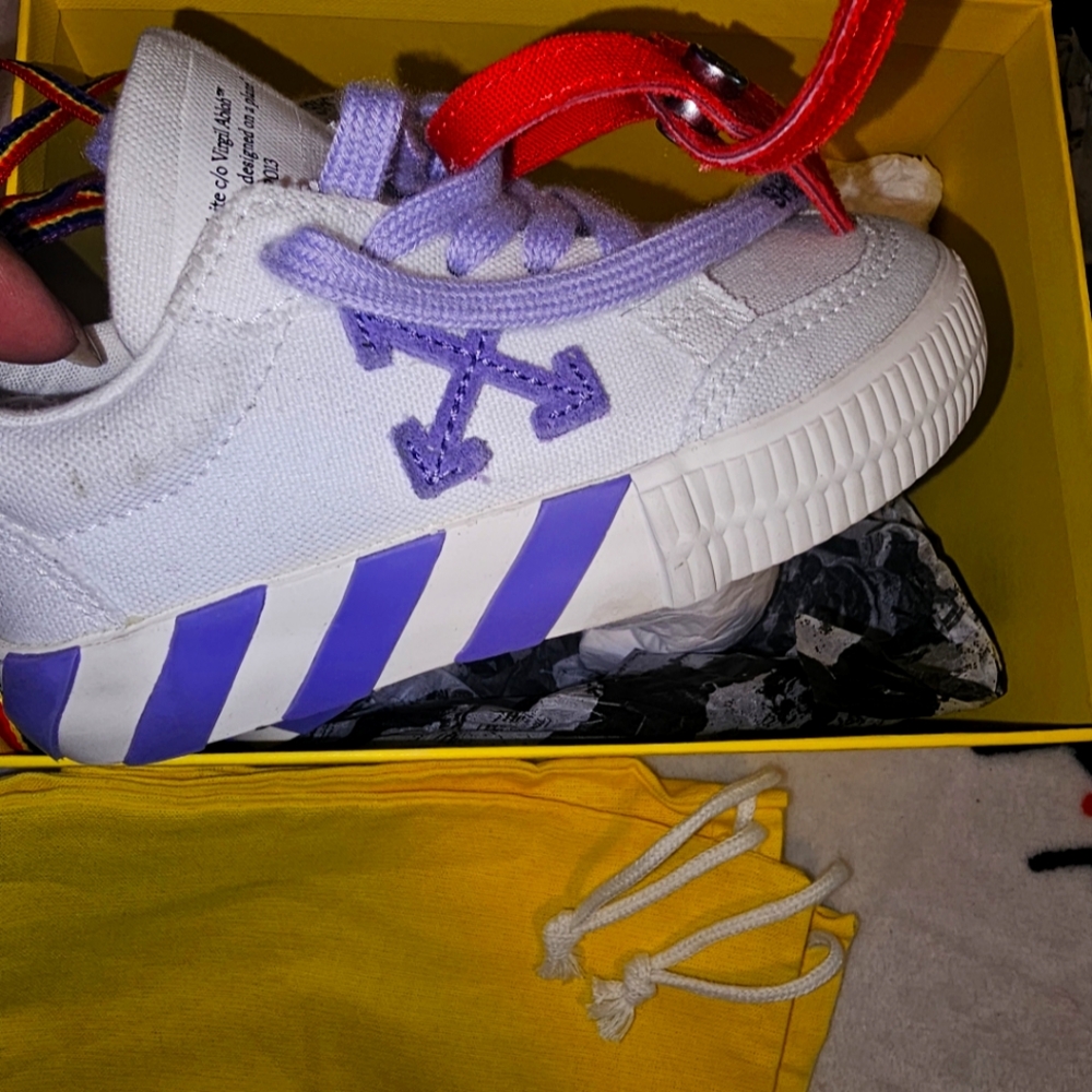 Off white shoes